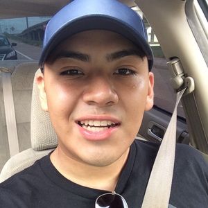 Meet your Posher, Elio