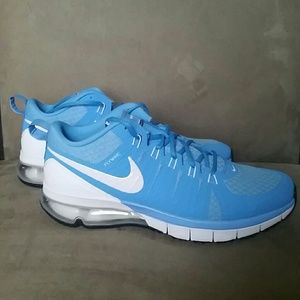 NIKE FLYWIRE Shoes