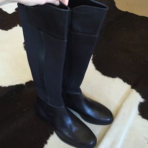 Black Boots