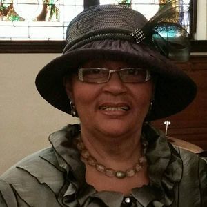 Meet your Posher, Lynette