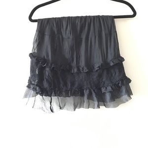 Lace trim skirt