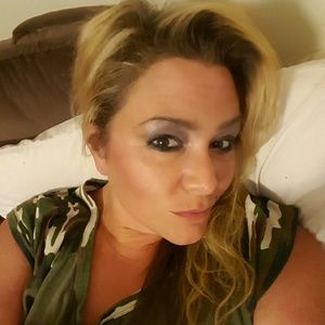 Meet your Posher, Jenni