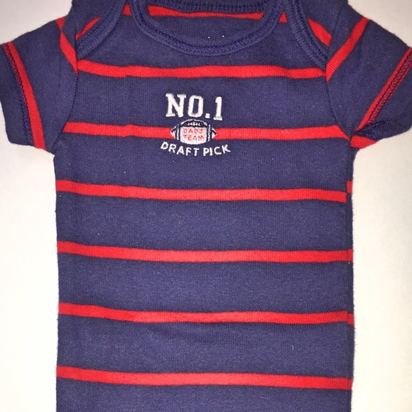 Carter's Bundle of Onesies - Picture 4 of 4