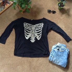 Cut out skeleton shirt