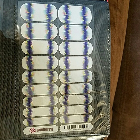 Jamberry Bright Noise