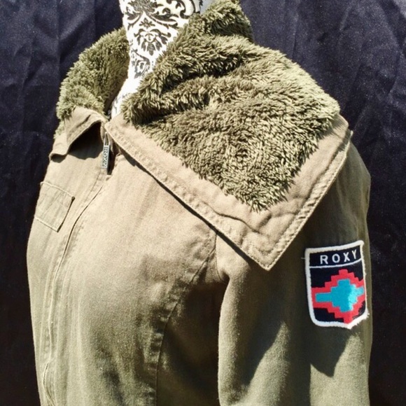🍁 Roxy Military Green Jacket