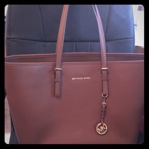Authentic Michael Kors Saffiano Laptop bag