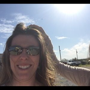 Meet your Posher, Jennifer