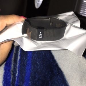 NEW!! Fitbit Charge HR- Black Small