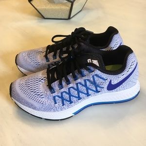 🛍 SOLD🛍 NIKE Zoom Pegasus 32 Running Shoes