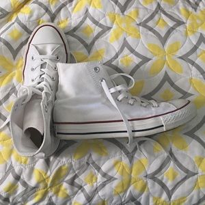Women's 8 High Top White Converse