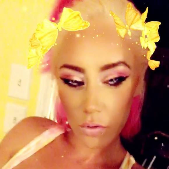 Meet your Posher, Jessica