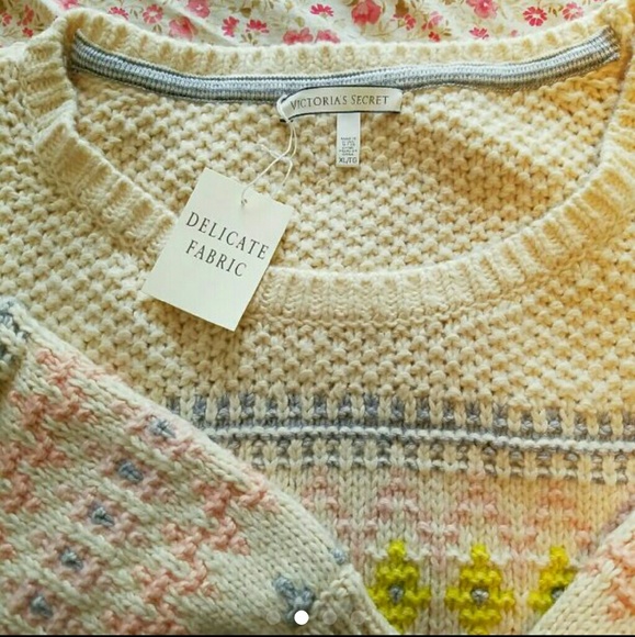 ~SOLD~ - Picture 2 of 4