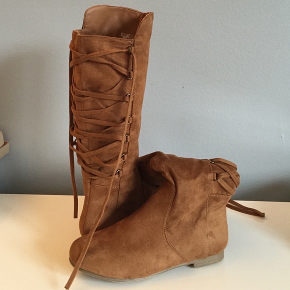 BRAND NEW Winter Boots