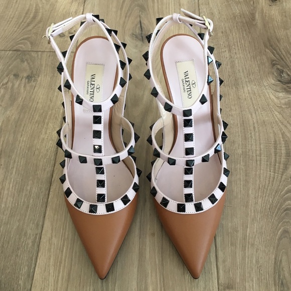 Valentino Rockstud T-strap Pump - 36.5
