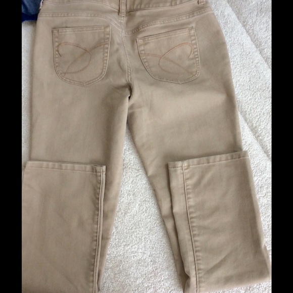 Pants - Picture 2 of 4