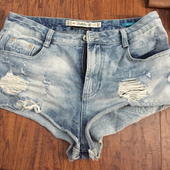 Zara cutoffs