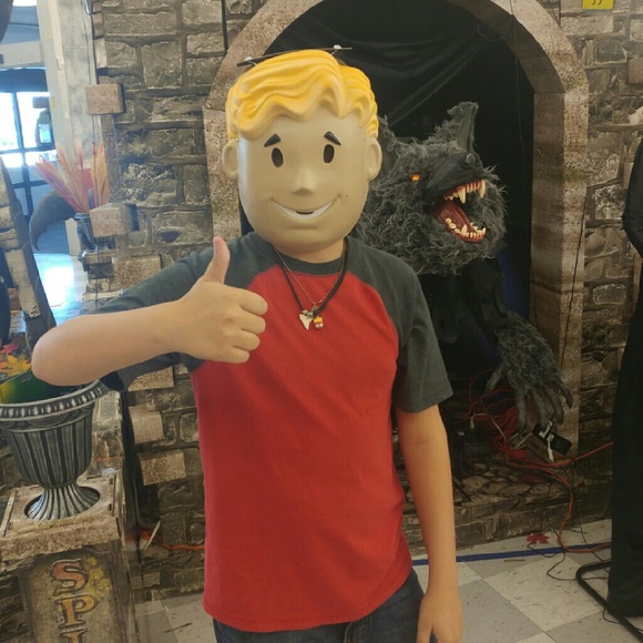 Meet your Posher, T - Picture 1 of 1