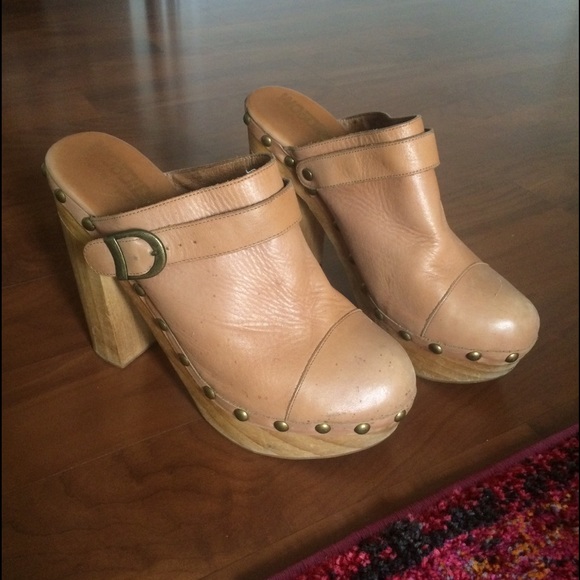 Jeffrey Campbell Woodies Clogs