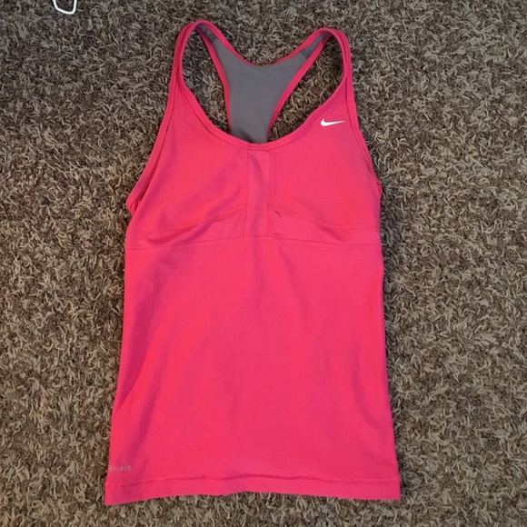 Nike sports tank