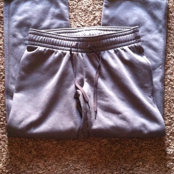 Storm under armor sweat pants