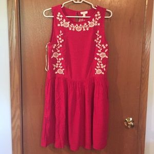 Pink dress with embroidery