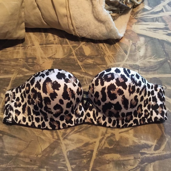 Victoria's Secret strapless bra