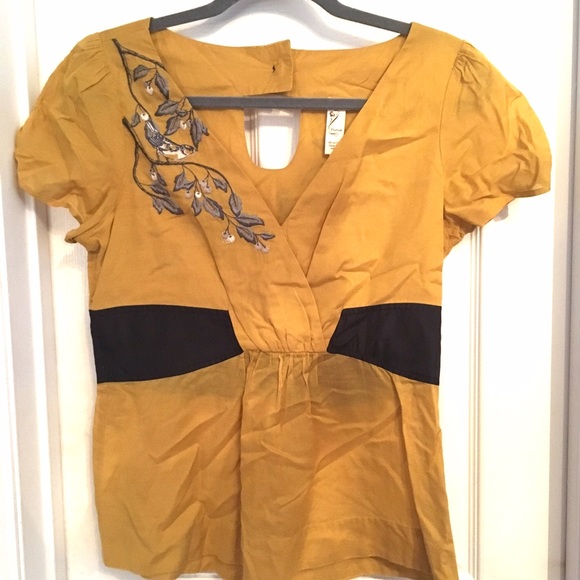 Anthropologie beautiful detailed blouse.