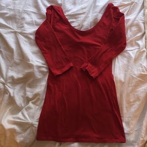 Red cotton 3/4 length sleeve top with scoop back
