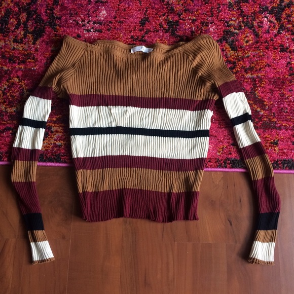 Striped off the shoulder tee