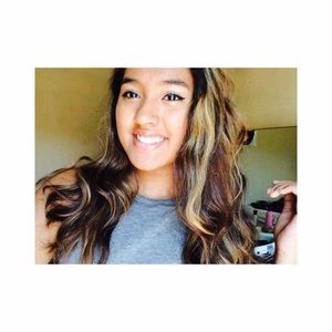 Meet your Posher, Ariana