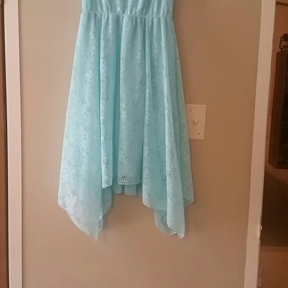 Dress - Picture 2 of 4