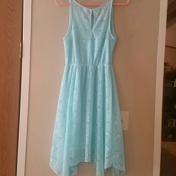 Dress - Picture 4 of 4