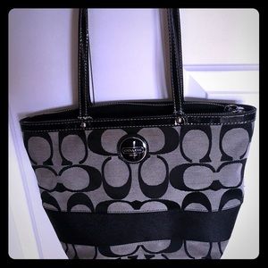 Coach Signature Tote