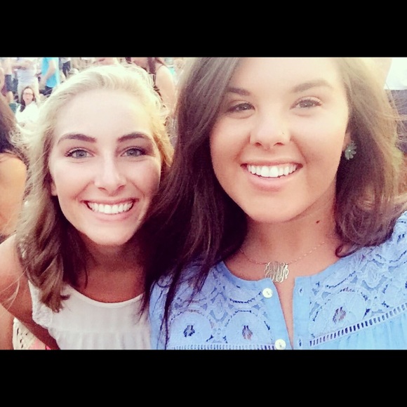 Meet your Posher, Mallory