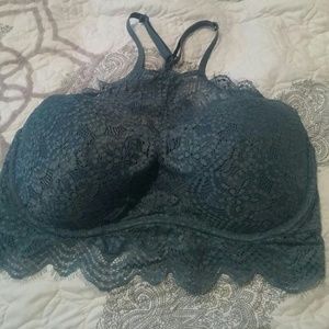 Push-up/pigeonnant PINK bra VS