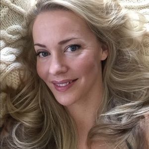 Meet your Posher, Shawna