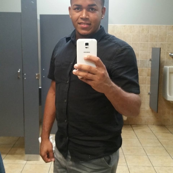 Meet your Posher, Darwin - Picture 1 of 1