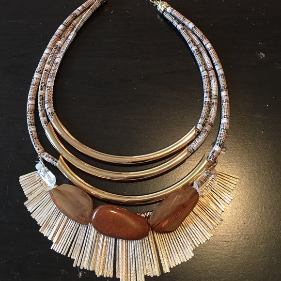 Statement Necklace Three Strands. Beige / Brown - image 3