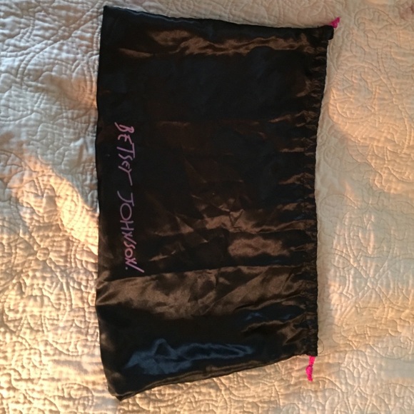 Betsy Johnson hand bag