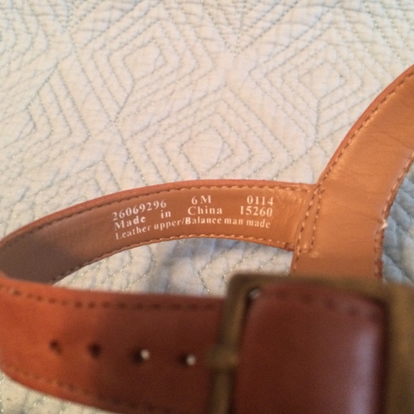 Clarks leather 3" wedges - Picture 4 of 4