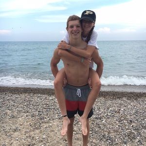 Meet your Posher, Hadlee