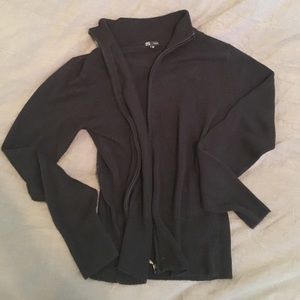 Soft zip-up cardigan!