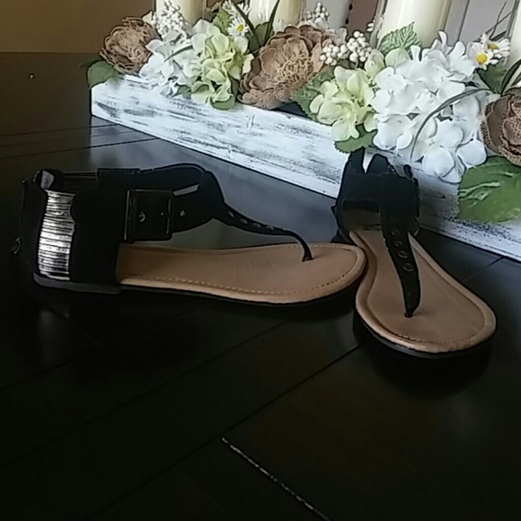 SHIEKH black and silver sandals