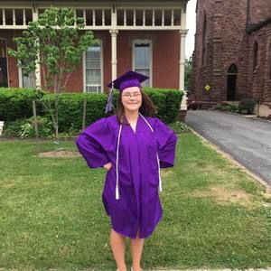 Meet your Posher, Chloe