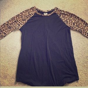 VS cheetah 3/4 sleeve