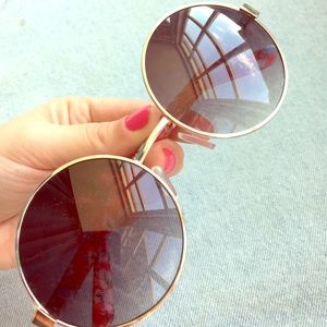 Really Round Sunglasses 😎 Hippie 🕶 cute trendy ✨