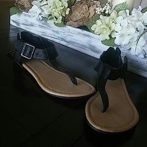 Black leather sandals