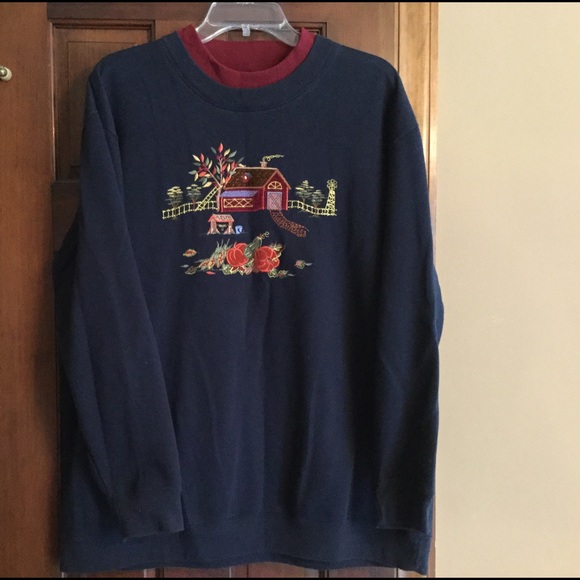 SWEATSHIRT