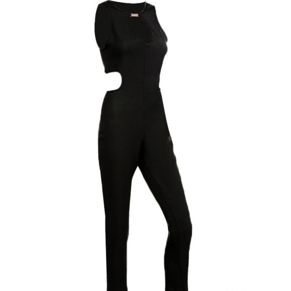 👯Cut-Out Jumpsuit👯 - Picture 3 of 4